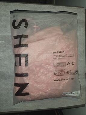 SHEIN pink short skirt with lace and ruffles – Size L